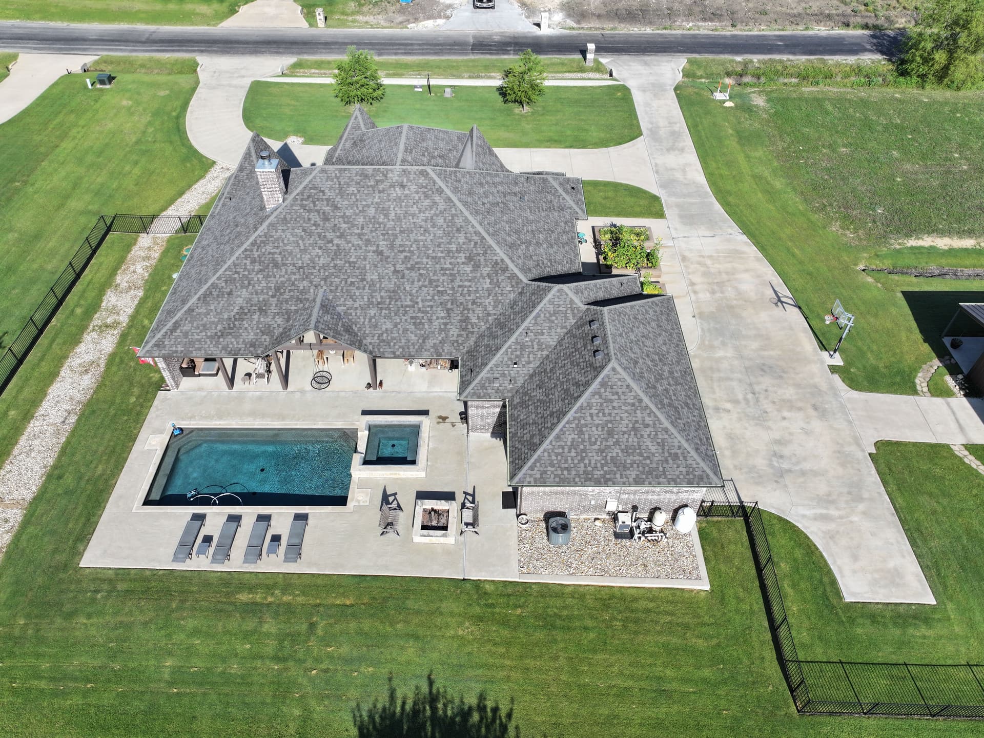 Gallery photos for Full Roof Replacement with CertainTeed Landmark Shingles in Weathered Wood: Image #2
