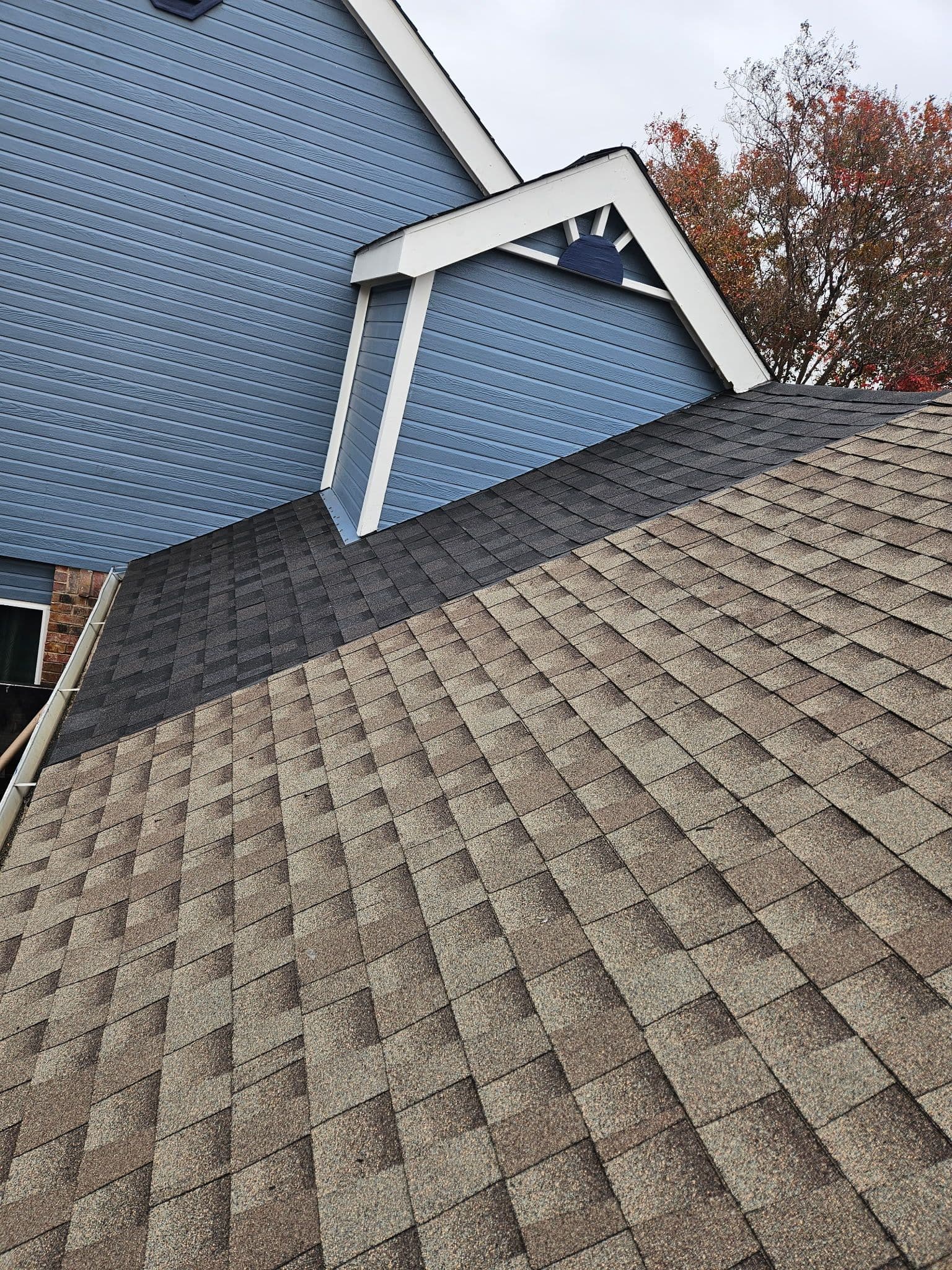 Gallery photos for Stunning Townhome Roofing Makeover: Image #2