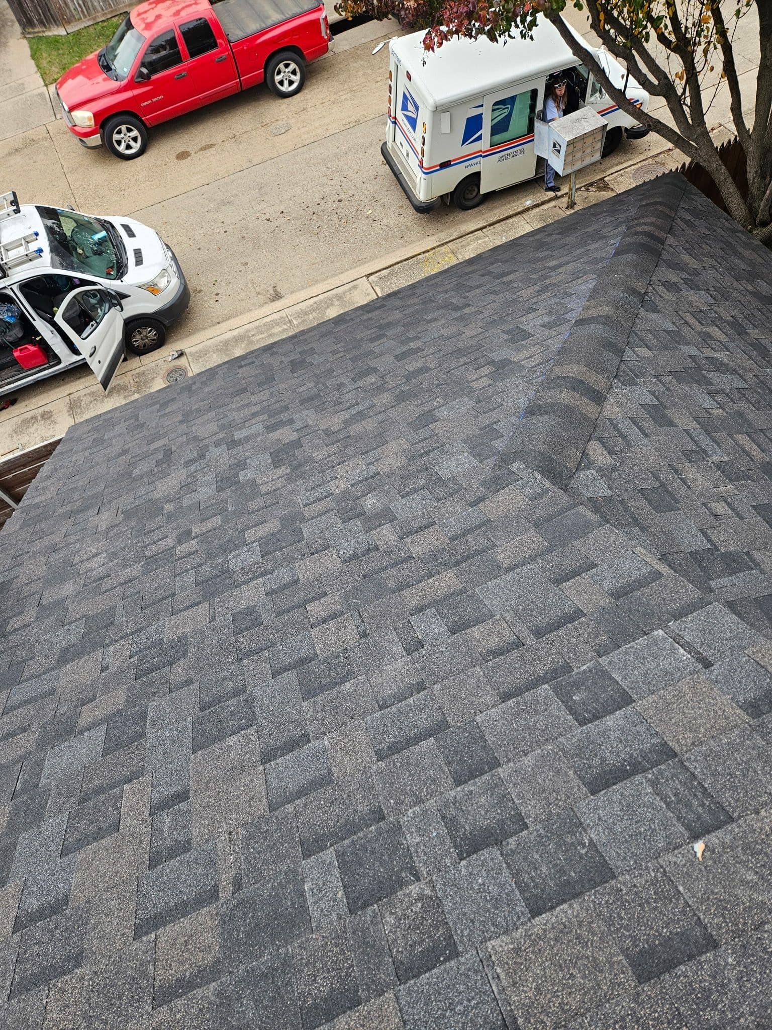 Gallery photos for Stunning Townhome Roofing Makeover: Image #3